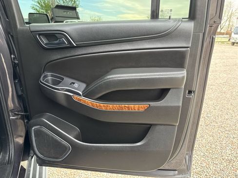 Used 2018 Chevrolet Suburban Premier AWD/4WD image 20