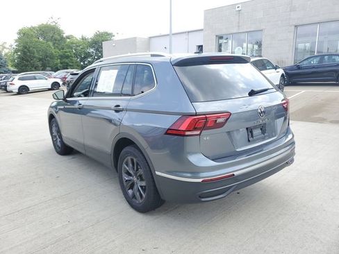 Certified 2024 Volkswagen Tiguan SE AWD/4WD image 3