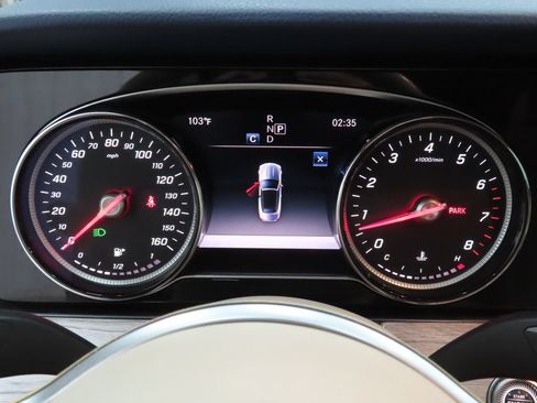 Used 2019 Mercedes-Benz E 450 Cabriolet image 11