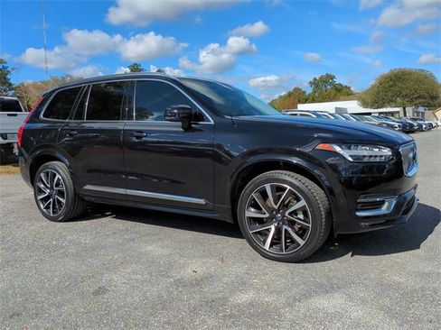 Certified 2023 Volvo XC90 B5 Plus image 2