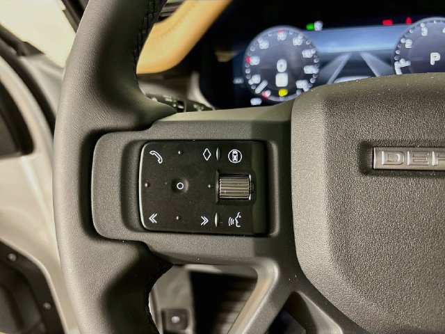 New 2026 Land Rover Defender 110 X-Dynamic SE AWD/4WD image 10