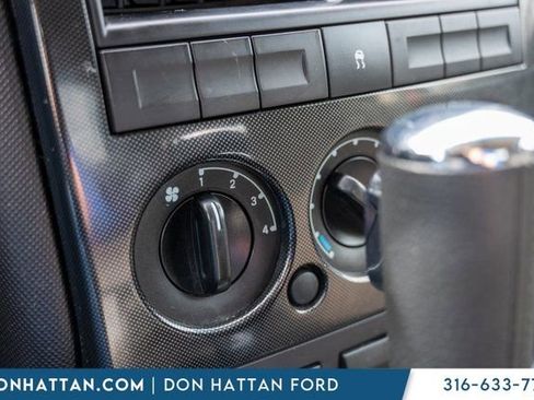 Used 2010 Ford Explorer Sport Trac XLT image 10