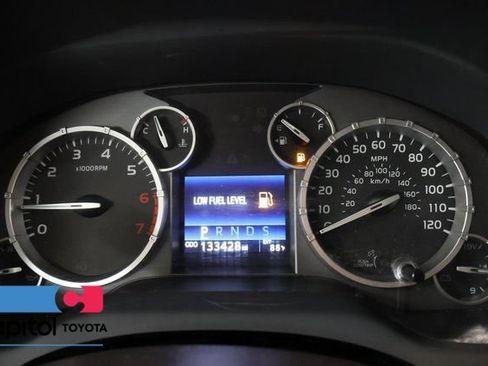 Used 2015 Toyota Tundra Limited w/ Limited Premium Package AWD/4WD image 18