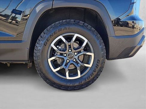 New 2026 Chevrolet Equinox ACTIV image 10