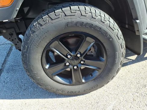 Used 2021 Jeep Wrangler Unlimited Sport AWD/4WD image 7