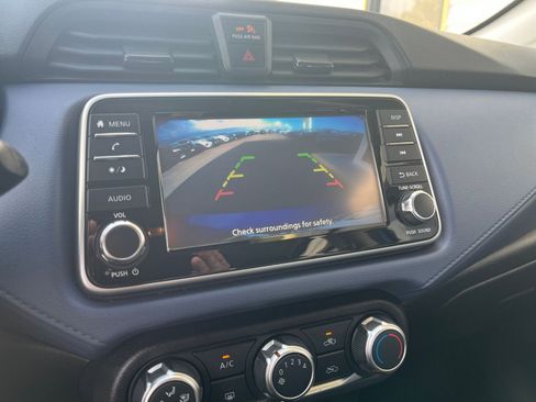 Used 2023 Nissan Versa SV image 21