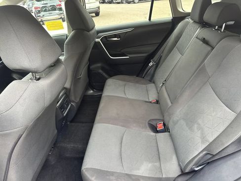 Used 2025 Toyota RAV4 XLE w/ Weather Package AWD/4WD image 18