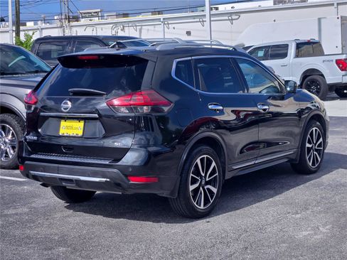 Used 2019 Nissan Rogue SL w/ Premium Package FWD image 8