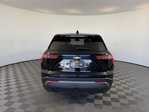 Used 2025 Chevrolet Equinox LT AWD/4WD image 5
