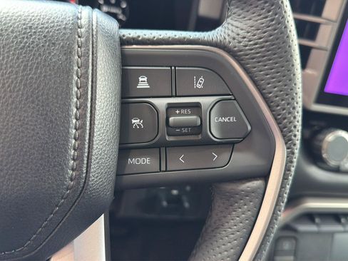New 2026 Toyota Tundra Limited AWD/4WD image 16