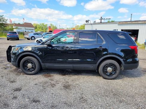Used 2016 Ford Explorer 4WD Police Interceptor w/ 2-tone Vinyl Package #1 image 2