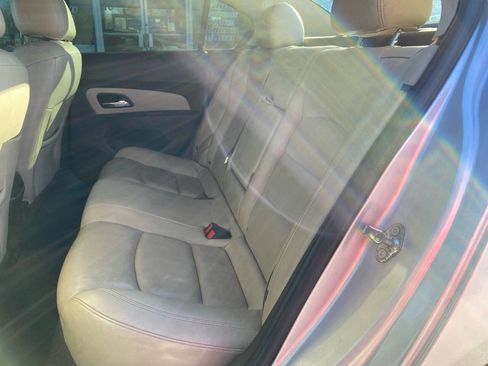 Used 2015 Chevrolet Cruze LT image 13