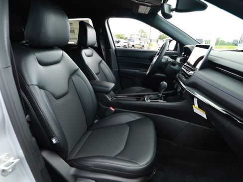 New 2026 Jeep Compass Latitude AWD/4WD image 26