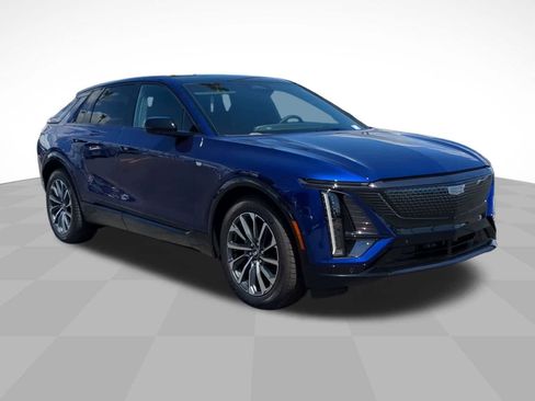 New 2025 Cadillac Lyriq Sport image 3