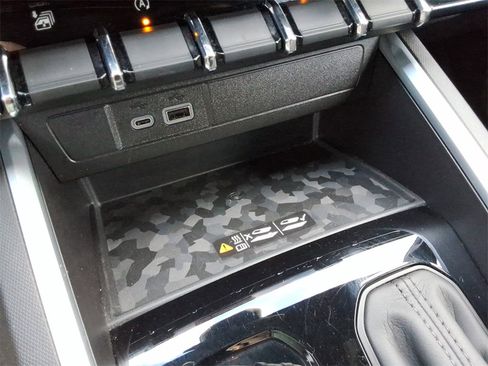 Certified 2023 Chevrolet Colorado LT w/ LT Convenience Package II image 34