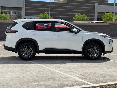 New 2026 Nissan Rogue SV FWD image 7