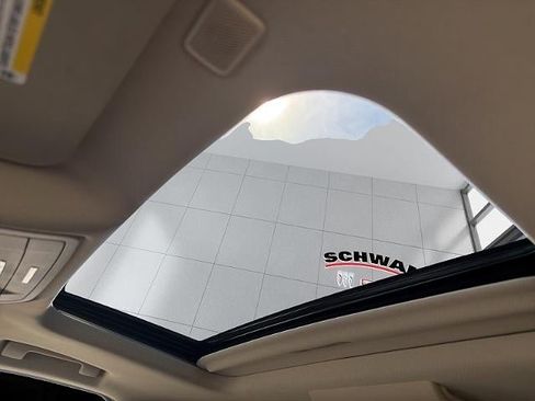 Used 2018 GMC Yukon Denali w/ Open Road Package AWD/4WD image 26