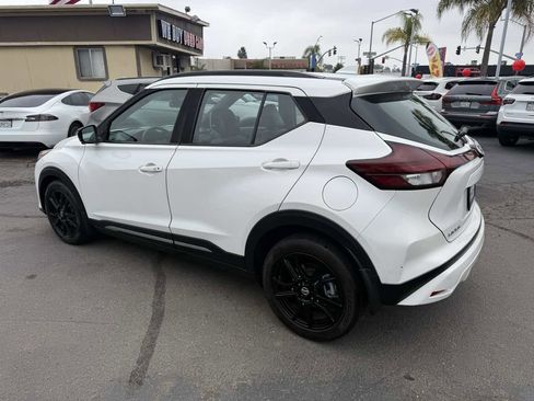 Used 2021 Nissan Kicks SR w/ SR Premium Package FWD image 24