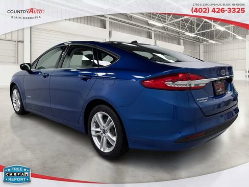 Used 2018 Ford Fusion S image 3