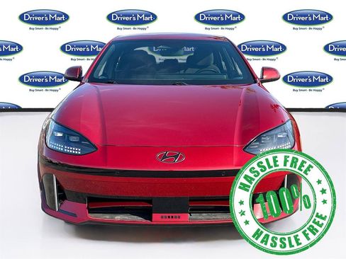 Used 2024 Hyundai Ioniq 6 SE RWD image 2