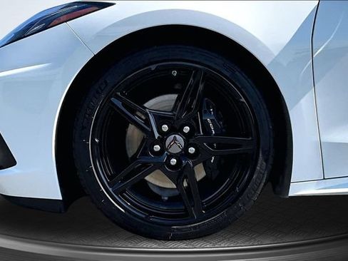 Used 2025 Chevrolet Corvette Stingray Premium Cpe w/ 3LT RWD image 29