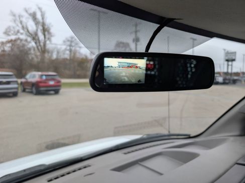 Used 2024 GMC Savana 2500 w/ Driver Convenience Package image 13