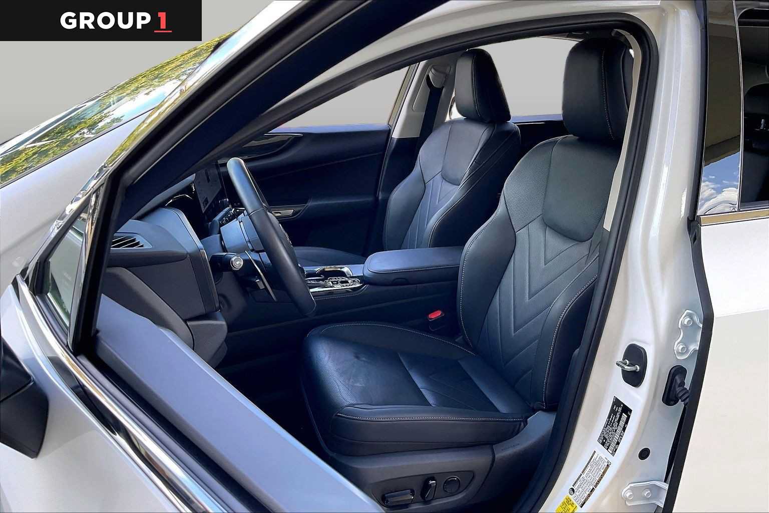 Used 2026 Lexus NX 450h+ AWD w/ Luxury Package image 7
