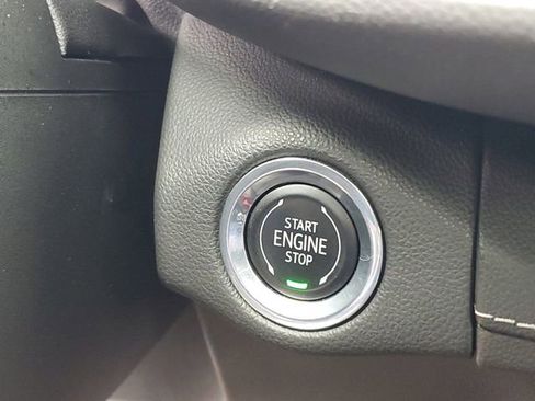 Certified 2023 Buick Envision Essence w/ Sport Touring Package FWD image 24