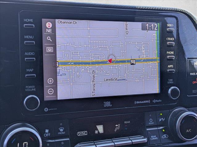 Used 2021 Toyota Highlander XSE FWD image 13