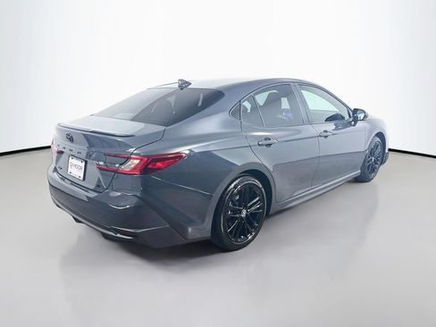 Used 2026 Toyota Camry SE FWD image 7