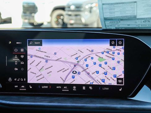 New 2025 Audi Q5 Premium Plus image 17