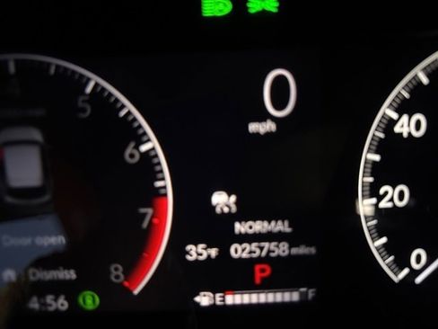 Certified 2023 Honda HR-V LX image 7