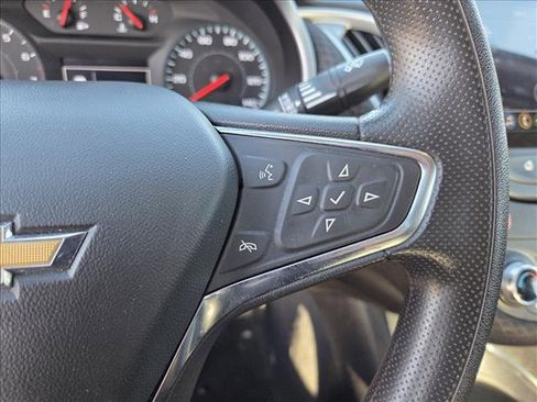 Used 2023 Chevrolet Malibu LT image 12