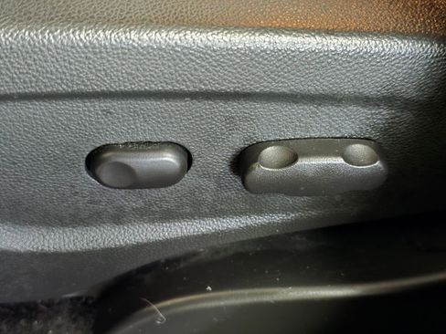 Used 2015 Buick Encore Premium w/ Experience Buick Package image 15