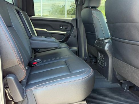 Used 2023 Nissan Titan PRO-4X w/ Pro-4x Convenience Package AWD/4WD image 30