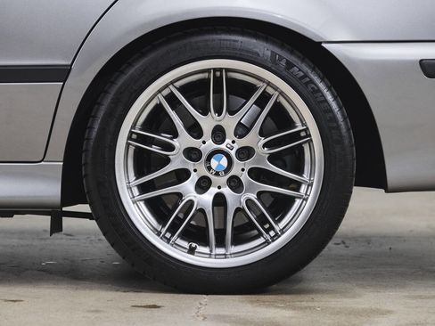 Used 2003 BMW M5 image 36