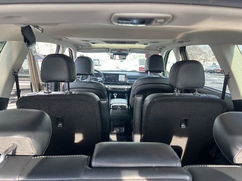 Certified 2023 Kia Telluride S w/ S Sunroof Package image 14