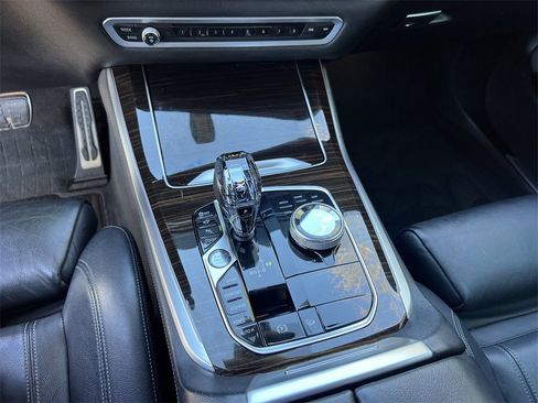 Used 2019 BMW X5 xDrive40i w/ M Sport Package image 29