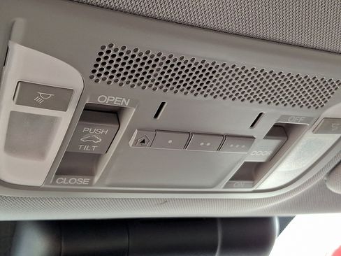 Used 2021 Acura ILX w/ Premium Package image 26