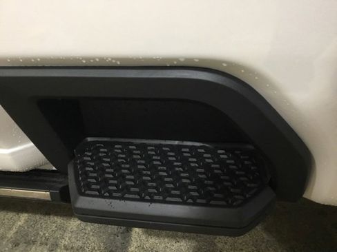 New 2024 GMC Sierra 2500 Denali Ultimate image 19