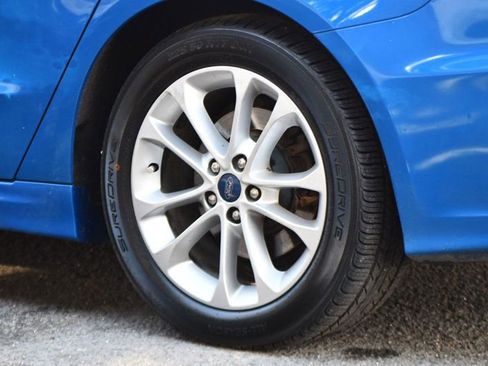 Used 2019 Ford Fusion SE image 10