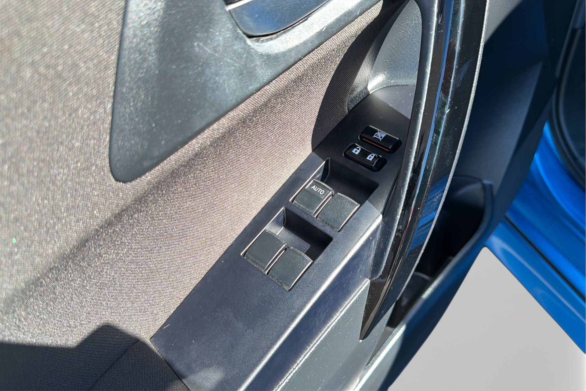 Used 2017 Toyota Corolla iM w/ Carpet Mat Package FWD image 19