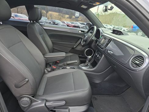Used 2015 Volkswagen Beetle TDI image 29