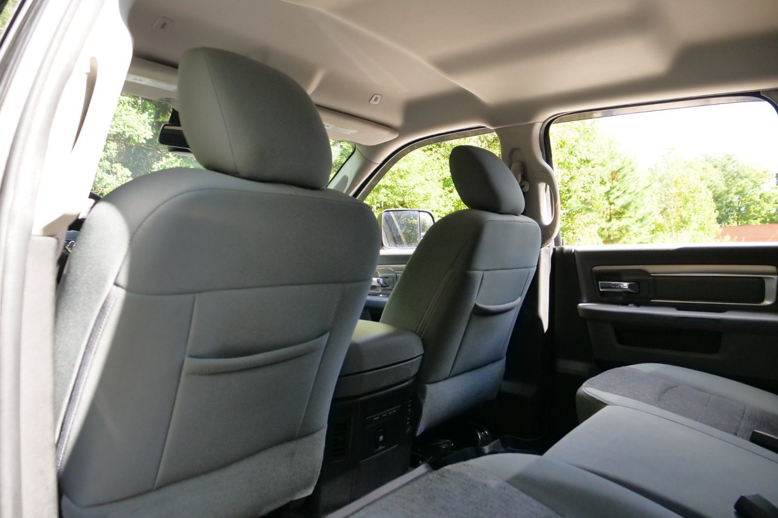 Used 2017 RAM 1500 Big Horn AWD/4WD image 35