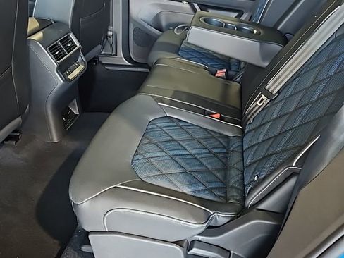 New 2026 Volkswagen Atlas Cross Sport SEL Premium R-Line image 22