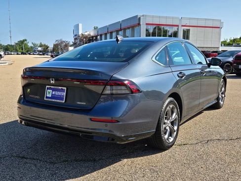 Used 2023 Honda Accord EX-L image 6