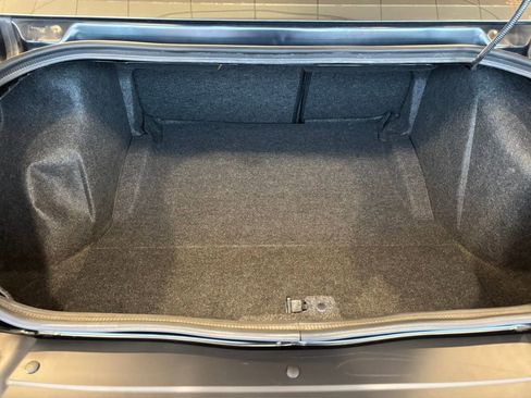 Used 2018 Dodge Challenger R/T Scat Pack w/ Driver Convenience Group image 27