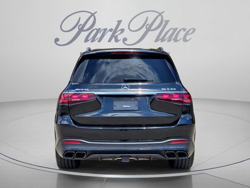 Used 2024 Mercedes-Benz GLS 63 AMG 4MATIC image 4
