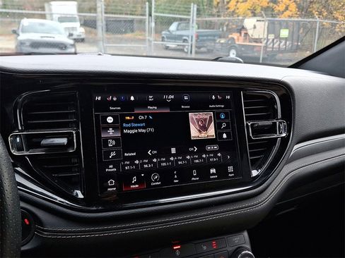 Used 2022 Dodge Durango GT image 18