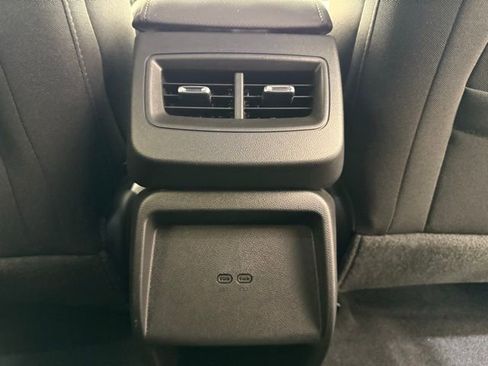 New 2026 Chevrolet Equinox EV LT image 25